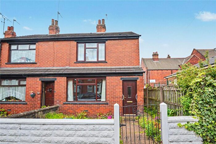 3 Bedroom End Of Terrace House For Sale In Oakley Terrace, Leeds, West Yorkshire, LS11