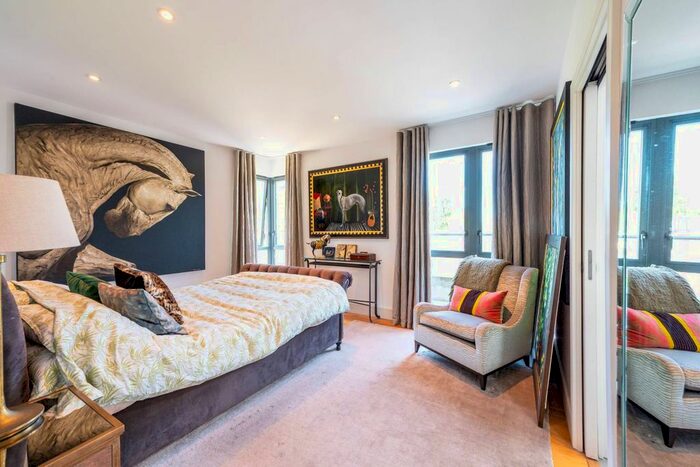 2 Bedroom Flat To Rent In Alton Road, Roehampton, London, SW15