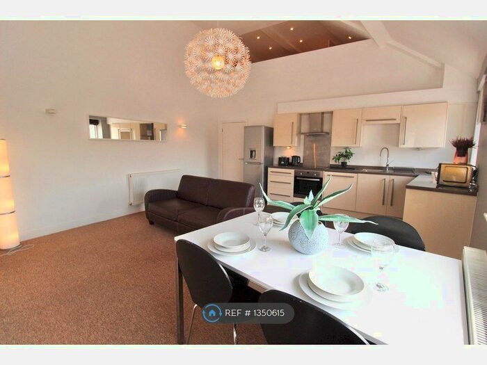 2 Bedroom Flat To Rent In St. Marys Court, Nottingham, NG1