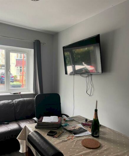 7 Bedroom Semi-Detached House To Rent In St. Monica Grove, Crossgate Moor, DH1