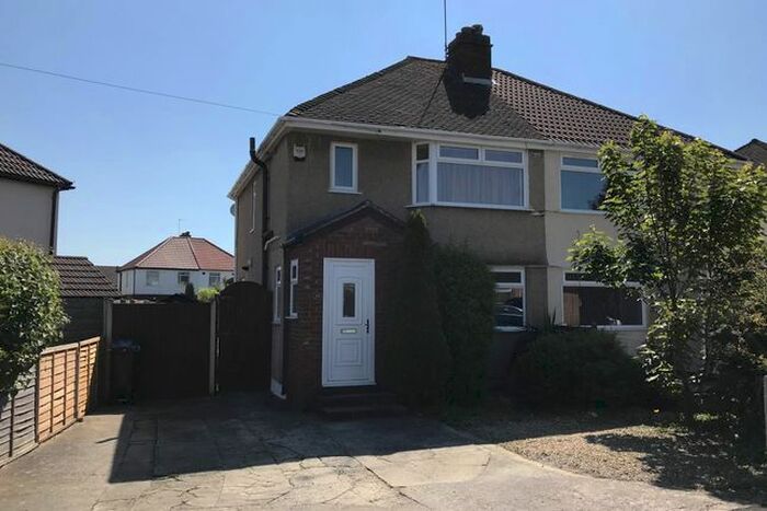 4 Bedroom Semi-Detached House To Rent In Rodney Crescent, Filton, Bristol BS34