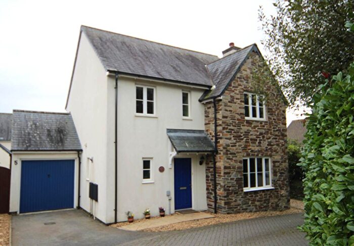 4 Bedroom Detached House For Sale In Callington, PL17