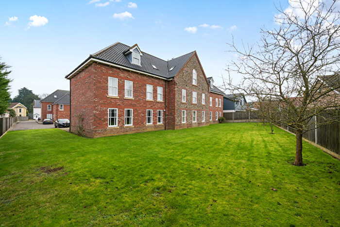 2 Bedroom Apartment For Sale In Regal Court, Holt, Norfolk, NR25