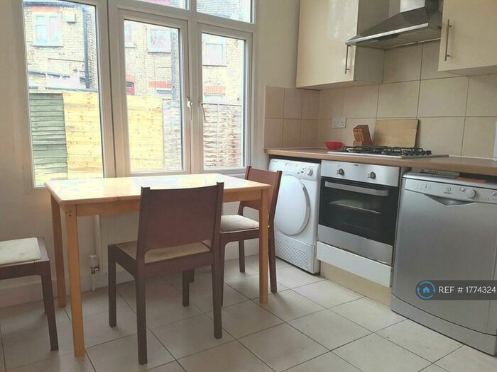 5 Bedroom Terraced House To Rent In Arnold Road, Seven Sisters, N15