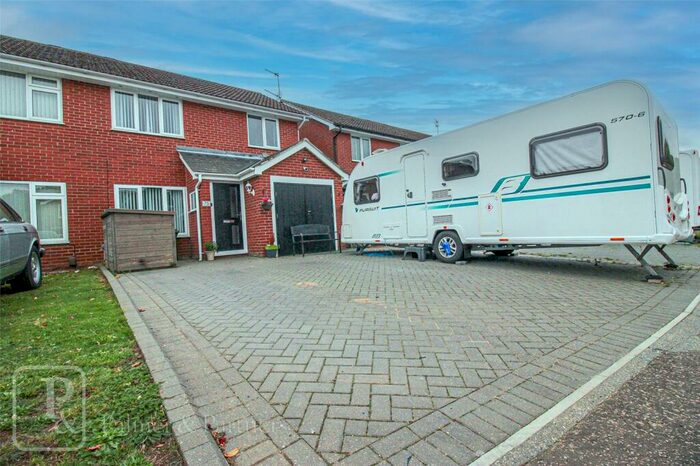 3 Bedroom Semi-Detached House To Rent In Newcastle Avenue, Colchester, Essex, CO3