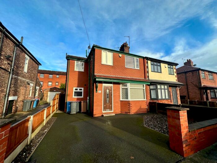 3 Bedroom Semi-Detached House To Rent In Shackleton Street, Eccles, Manchester, Greater Manchester, M30