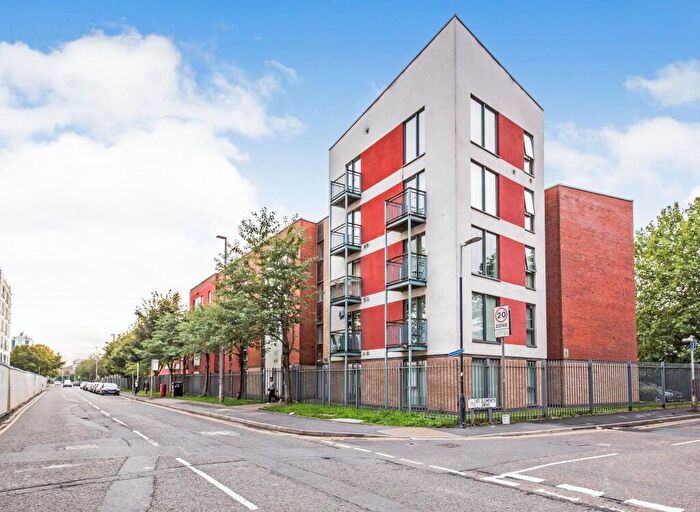 1 Bedroom Apartment To Rent In Ordsall Lane, Salford, Greater Manchester, M5