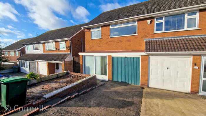 3 Bedroom House To Rent In Castle Close, Cradley Heath, B64