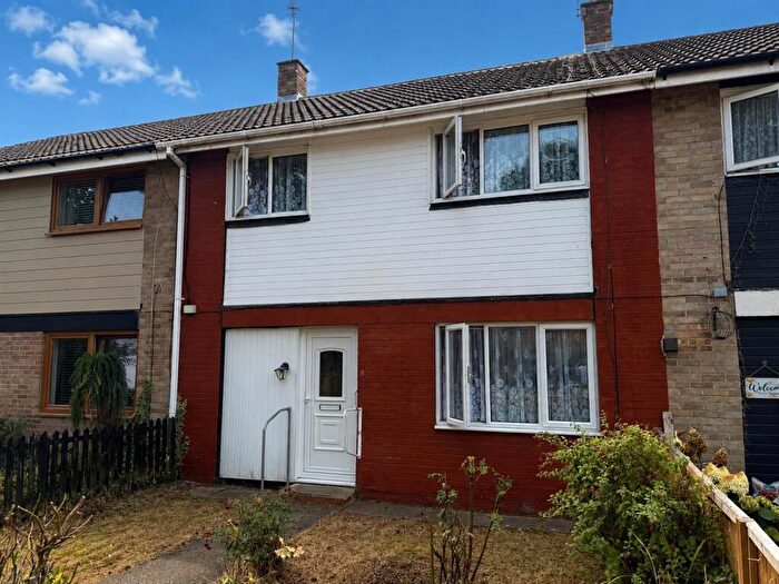 3 Bedroom Terraced House For Sale In Connaught Close, Maidstone, ME15