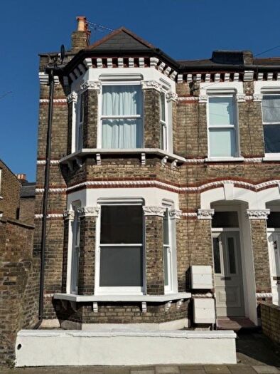 1 Bedroom Flat For Sale In Corrance Road, Brixton, London, SW2