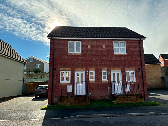 2 Bedroom Semi-Detached House To Rent In Meadow Rise, Newton Abbot, TQ12
