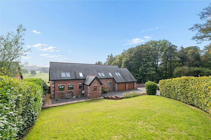 4 Bedroom Detached House For Sale In Woodfold Park, Mellor, BB2