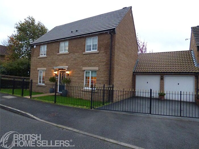 4 Bedroom Detached House For Sale In Lower Meadow, Ilminster, Somerset, TA19