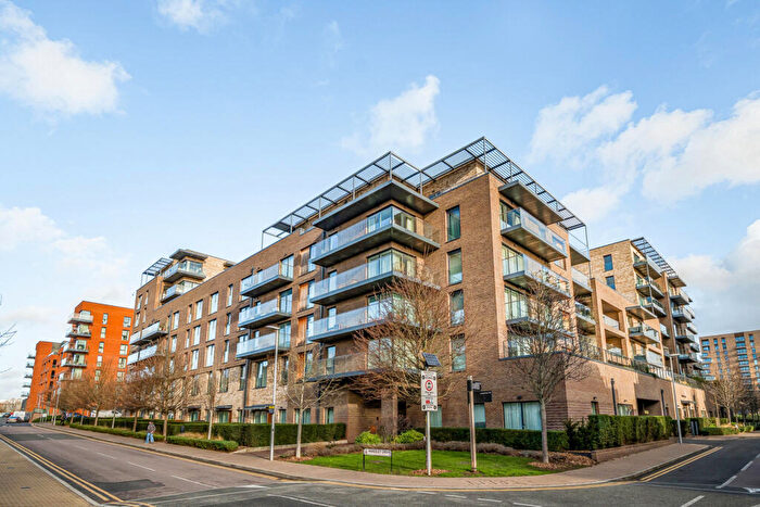2 Bedroom Apartment For Sale In Handley Drive, London, SE3