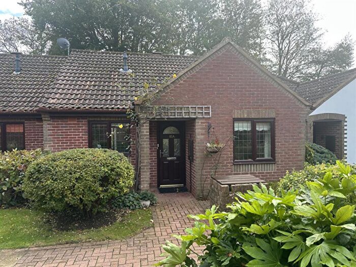 2 Bedroom Bungalow For Sale In Matterdale Gardens, Barming, Maidstone, ME16