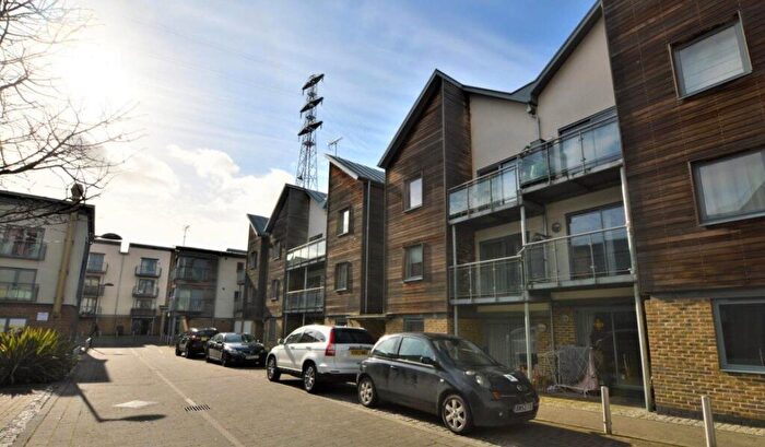 1 Bedroom Apartment To Rent In Marine House, Hythe, Colchester, CO2