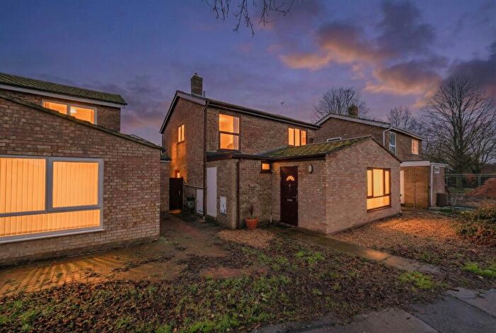 3 Bedroom Detached House For Sale In Michigan Road, St. Ives, Cambridgeshire, PE27