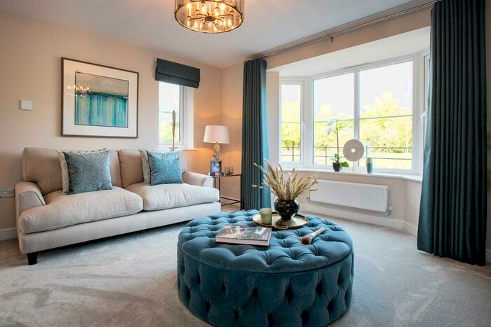 4 Bedroom Detached House For Sale In Holbrook Lane, Coventry, CV6