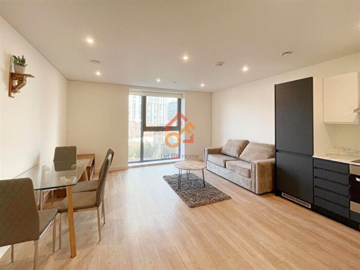 2 Bedroom Flat For Sale In Laurence Place, New Kings Head Yard, Salford, Manchester, M3