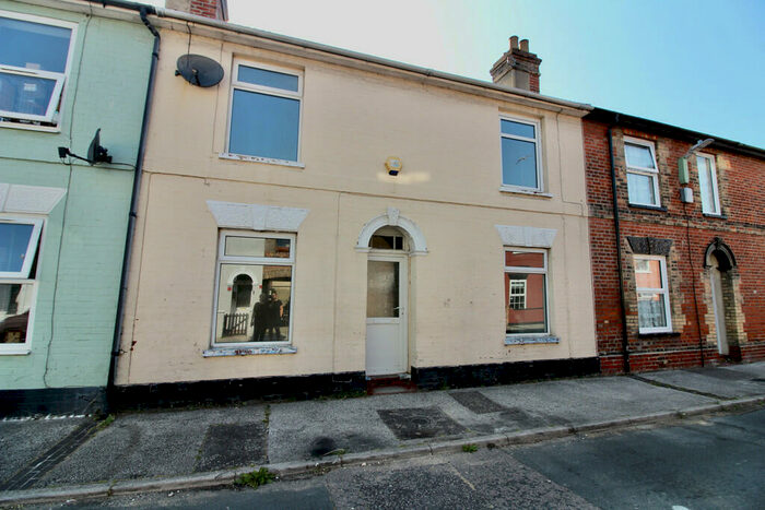 2 Bedroom Terraced House To Rent In Lawson Road, Lowestoft, NR33