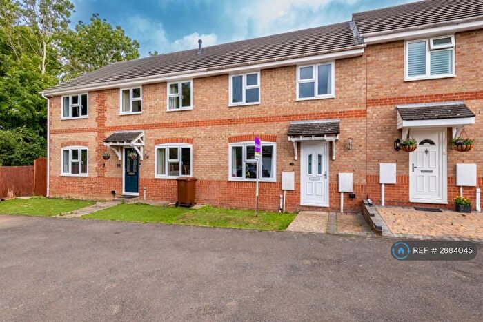 3 Bedroom Terraced House To Rent In Stoney Bank, Gillingham, ME7