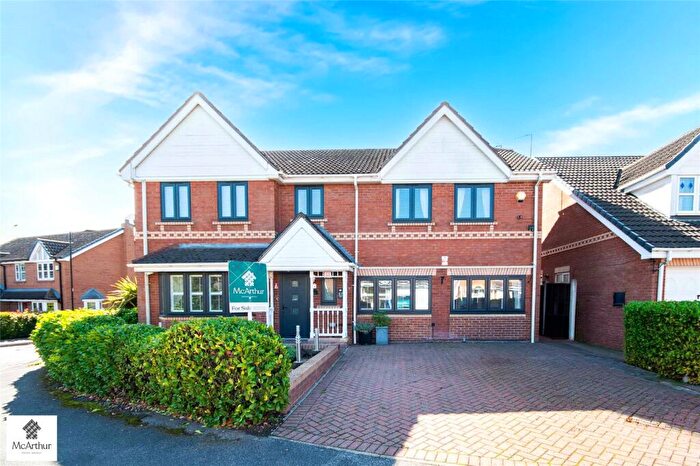 6 Bedroom Detached House For Sale In Sandbeck Court, Bawtry, Doncaster, South Yorkshire, DN10