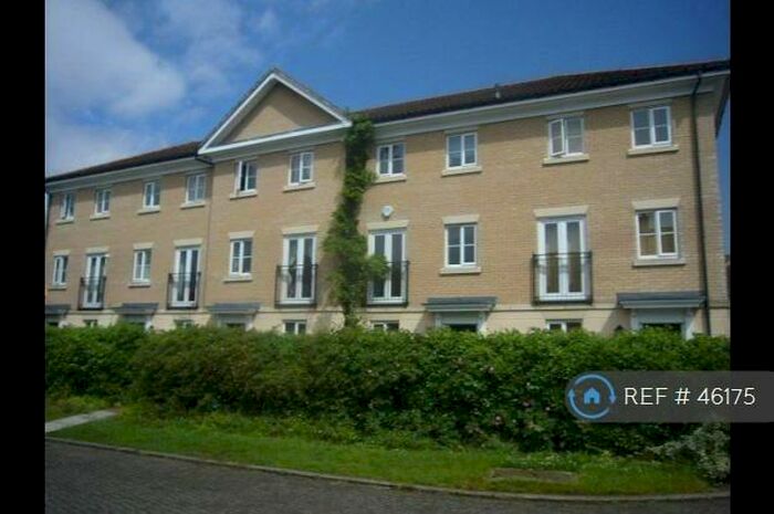 4 Bedroom Terraced House To Rent In Defiant Road, Norwich, NR6