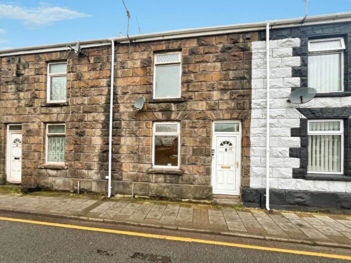 2 Bedroom House To Rent In Berw Road, CF37