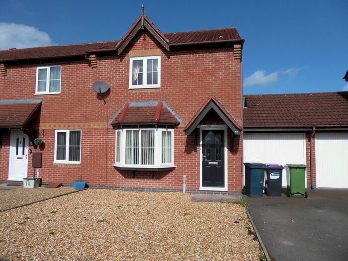 3 Bedroom Terraced House To Rent In Farmlodge Lane, Shrewsbury, SY1