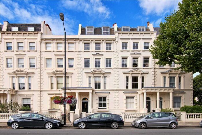 2 Bedroom Flat To Rent In Randolph Avenue, Little Venice, London, W9