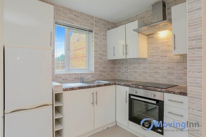 1 Bedroom Flat To Rent In Coe Avenue, South Norwood, SE25