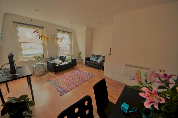 2 Bedroom Flat To Rent In Canfield Gardens, South Hampstead, NW6