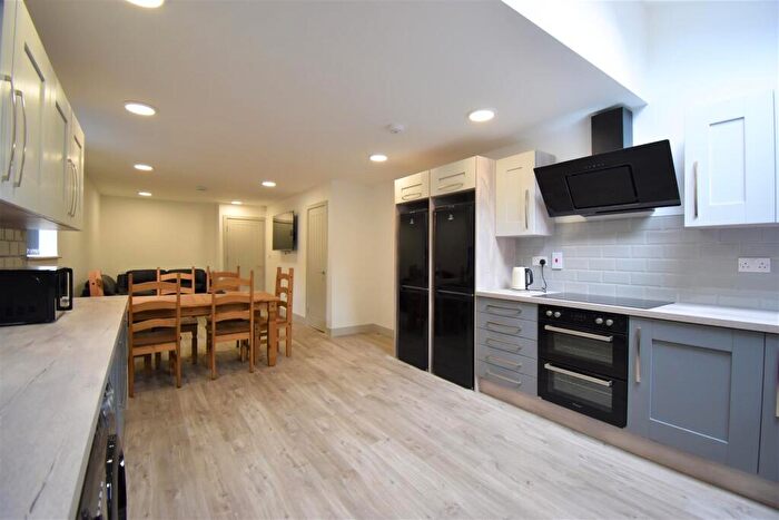 6 Bedroom Terraced House To Rent In Tiverton Road Selly Oak, B29