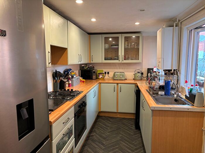 2 Bedroom Terraced House To Rent In Hilton Road, Newton Abbot, TQ12