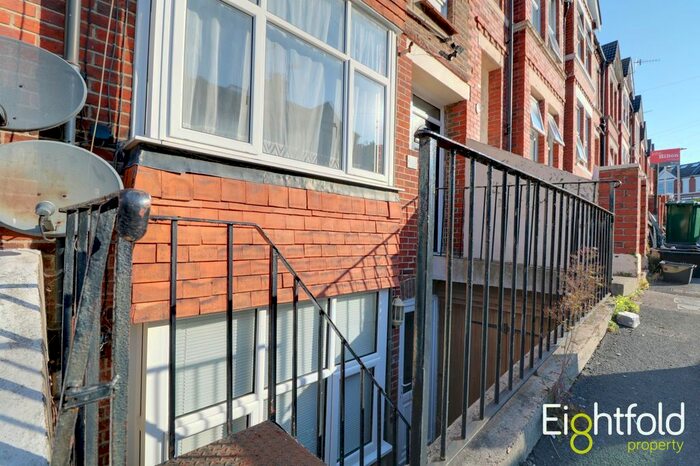 2 Bedroom Flat To Rent In Coronation Street, Brighton, BN2