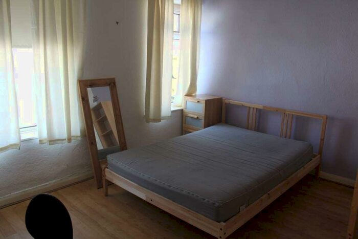 4 Bedroom Terraced House To Rent In Rhymney Street, Cathays, Cardiff, CF24