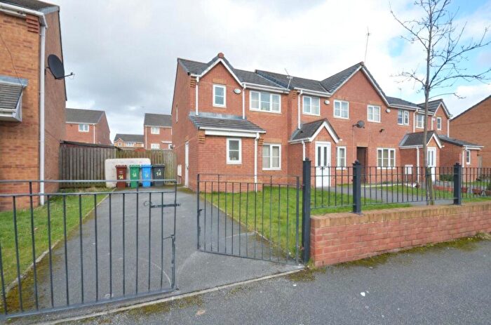 3 Bedroom Semi-Detached House To Rent In Bloomfield Drive, Cheetwood, Greater Manchester, M8