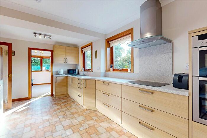 2 Bedroom Bungalow For Sale In Larch Place, Errol, Perth, Perth And Kinross, PH2