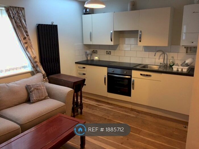 Studio To Rent In Mill Road, Cambridge, CB1