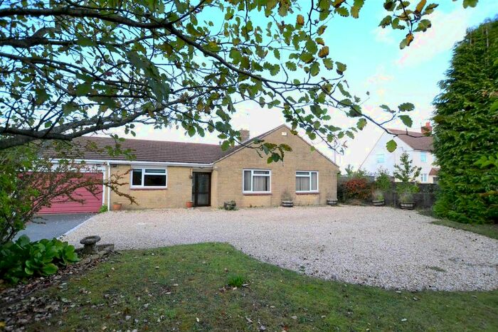 3 Bedroom Detached Bungalow To Rent In Pavenhill, Purton, Swindon, SN5