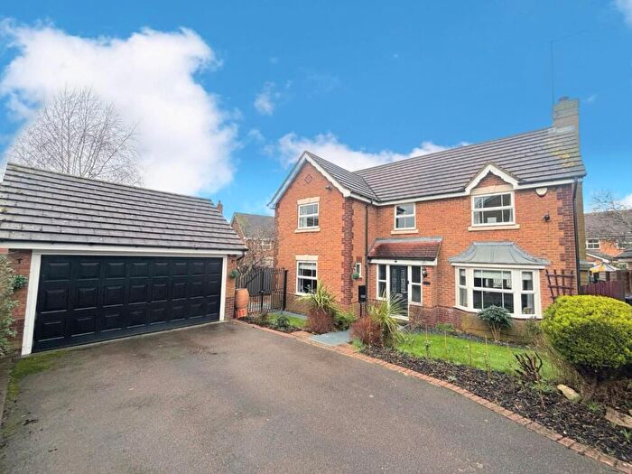 4 Bedroom Detached House For Sale In Milton Bridge, Wootton Fields, Northampton, NN4