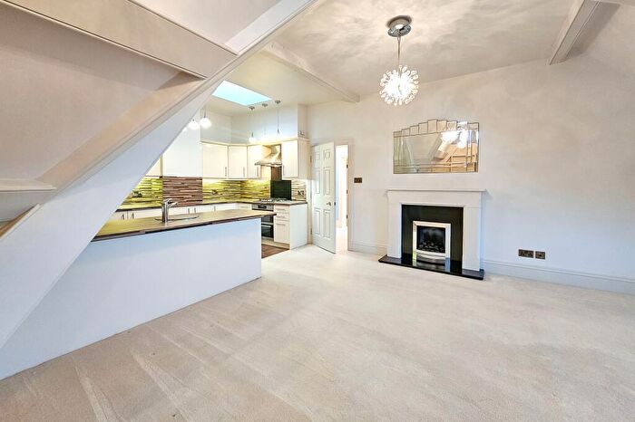 1 Bedroom Apartment For Sale In Moor Park, Beckwithshaw, HG3