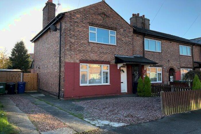 2 Bedroom Mews To Rent In Henshall Avenue, Warrington, WA4