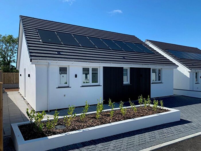 3 Bedroom Bungalow For Sale In Merritts Hill, Illogan, TR16