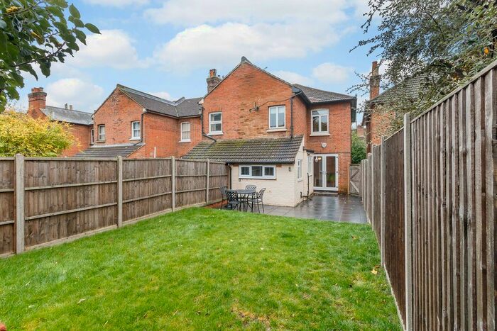 3 Bedroom End Of Terrace House To Rent In Sandfield Terrace, Guildford, Surrey, GU1