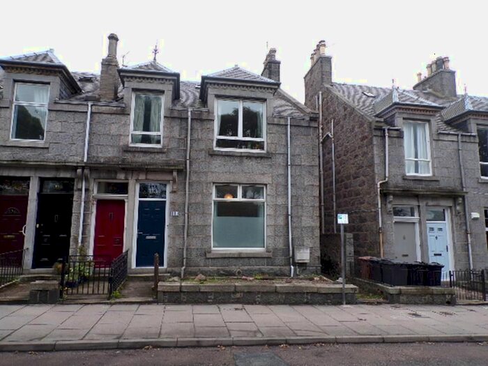 2 Bedroom Flat To Rent In Leslie Terrace, Aberdeen, AB25