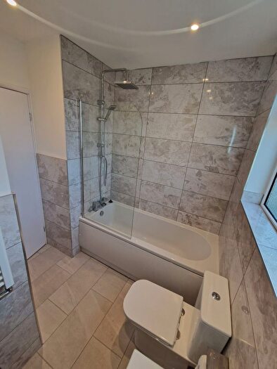 2 Bedroom Bungalow To Rent In Kealdale Road, Northampton, NN3