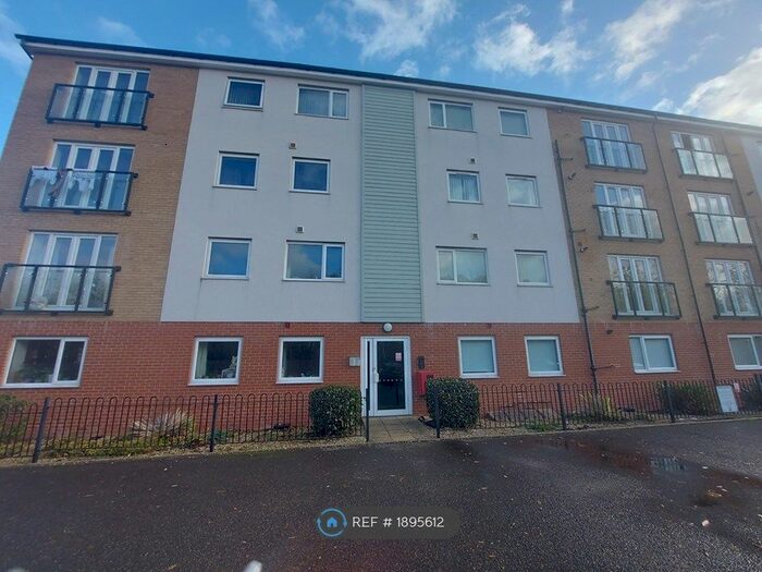 2 Bedroom Flat To Rent In Onyx Crescent, Leicester, LE4