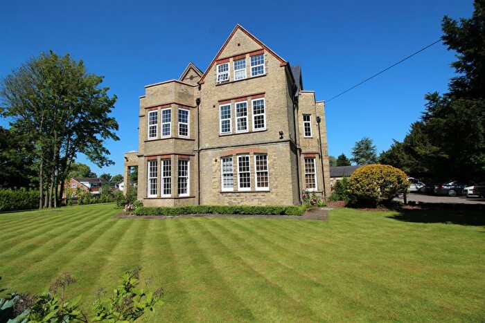 2 Bedroom Flat To Rent In Flat Ickleford Bury, Old Hale Way, Ickleford, SG5