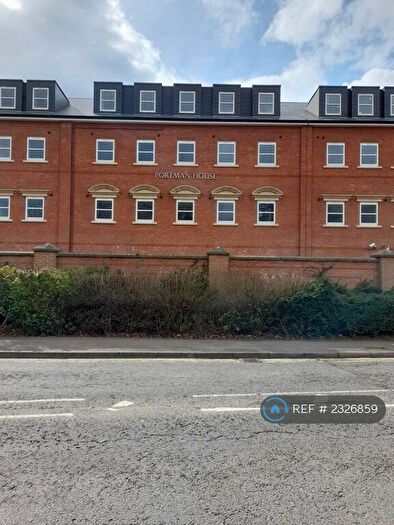 1 Bedroom Flat To Rent In Portman House, Chertsey, KT16